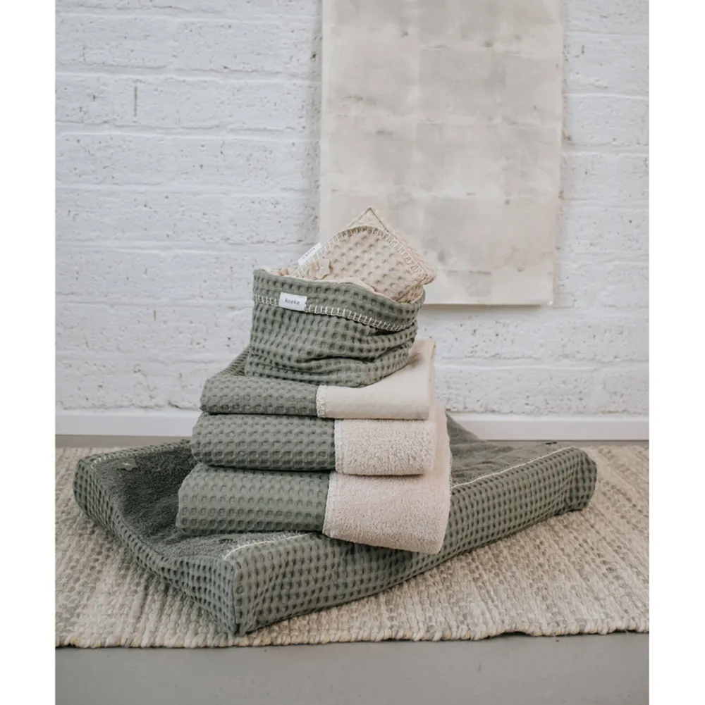 Shop Koeka Oslo Teddy Eenpersoonsdeken Shadow Green (200X140 Cm)