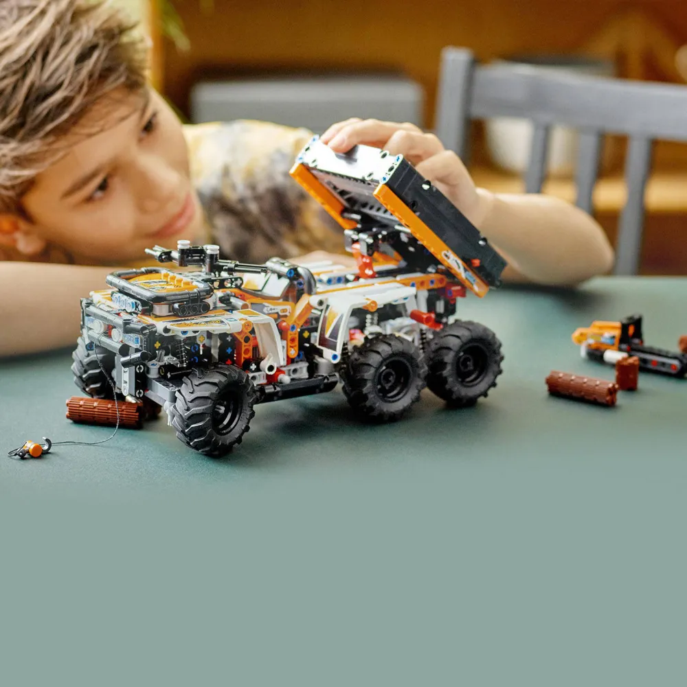 Technic Terreinwagen 42139|LEGO Discount