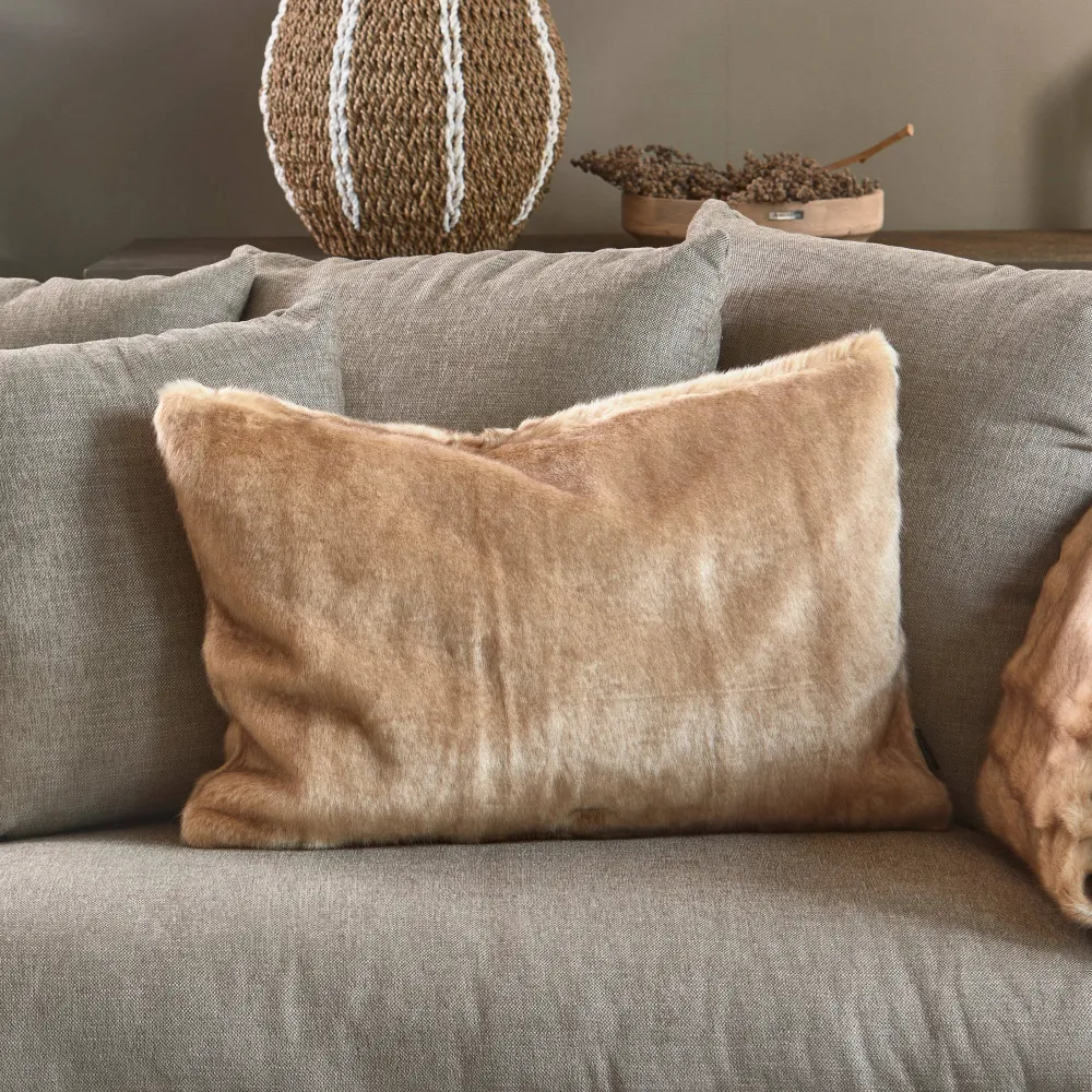 Online Riviera Maison Sierkussenhoes Veran Faux Fur (45X65 Cm)