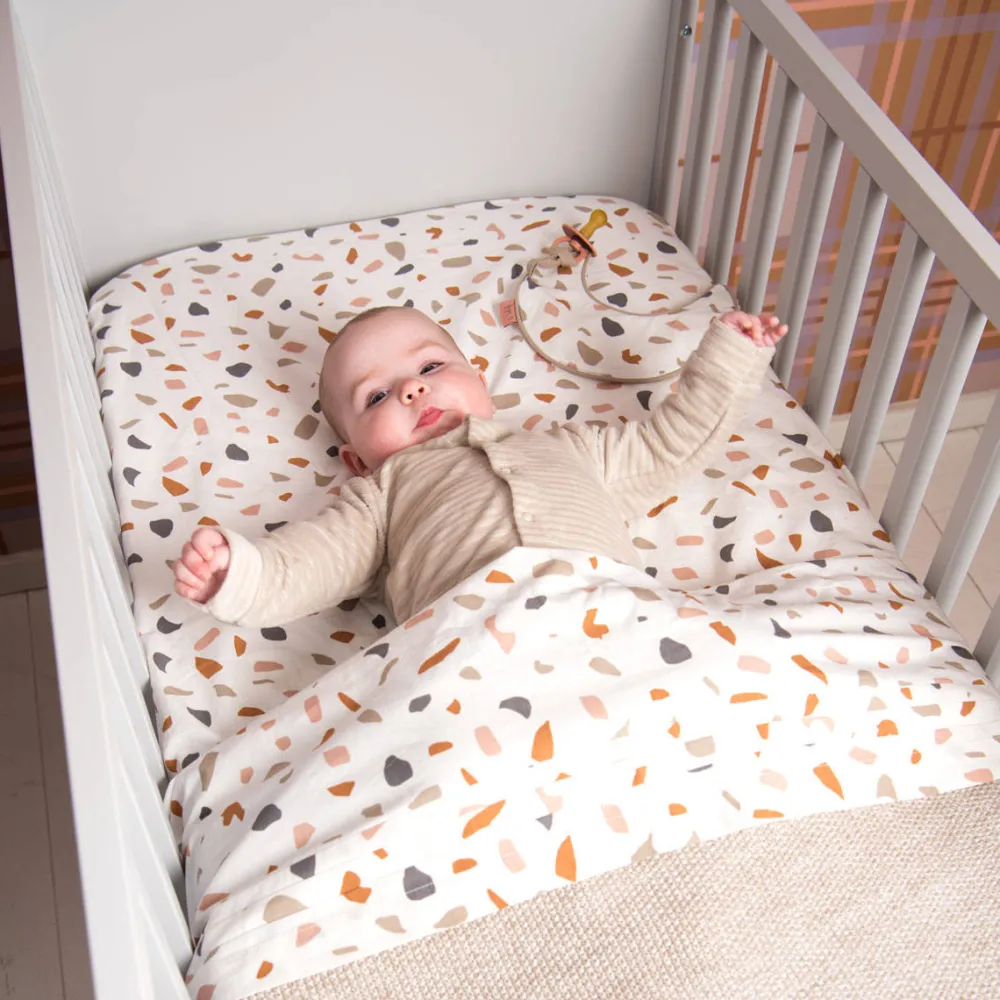 Fashion Witlof for kids Tuck-Inn Baby Wieglaken Colour Your World 40X80 Cm Beige